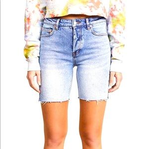 NWT Free People Pacific Blue Wash Denim Shorts - Size 24